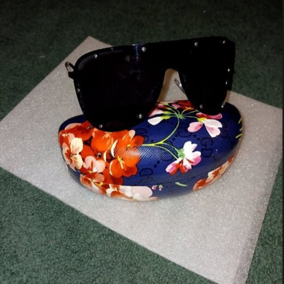 Accessories - sunglasses BRANDNWOT
